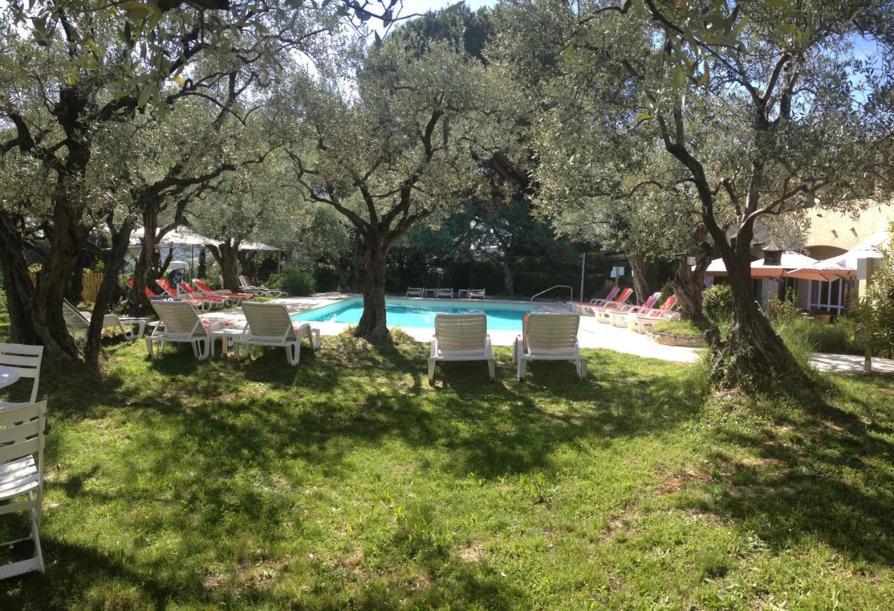 Готель La Picholine En Provence Ніон Екстер'єр фото