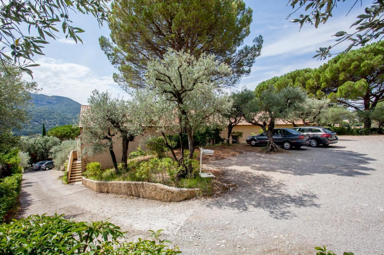Готель La Picholine En Provence Ніон Екстер'єр фото